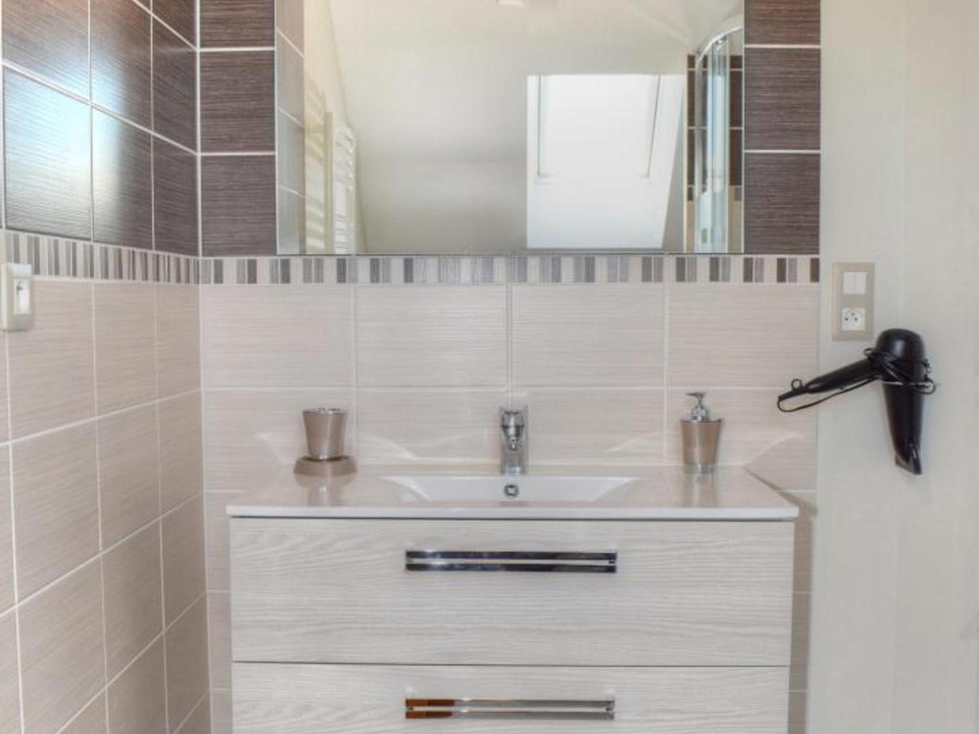 Gîte Sennevières, 4 pièces, 7 personnes - FR-1-381-85 Extérieur photo